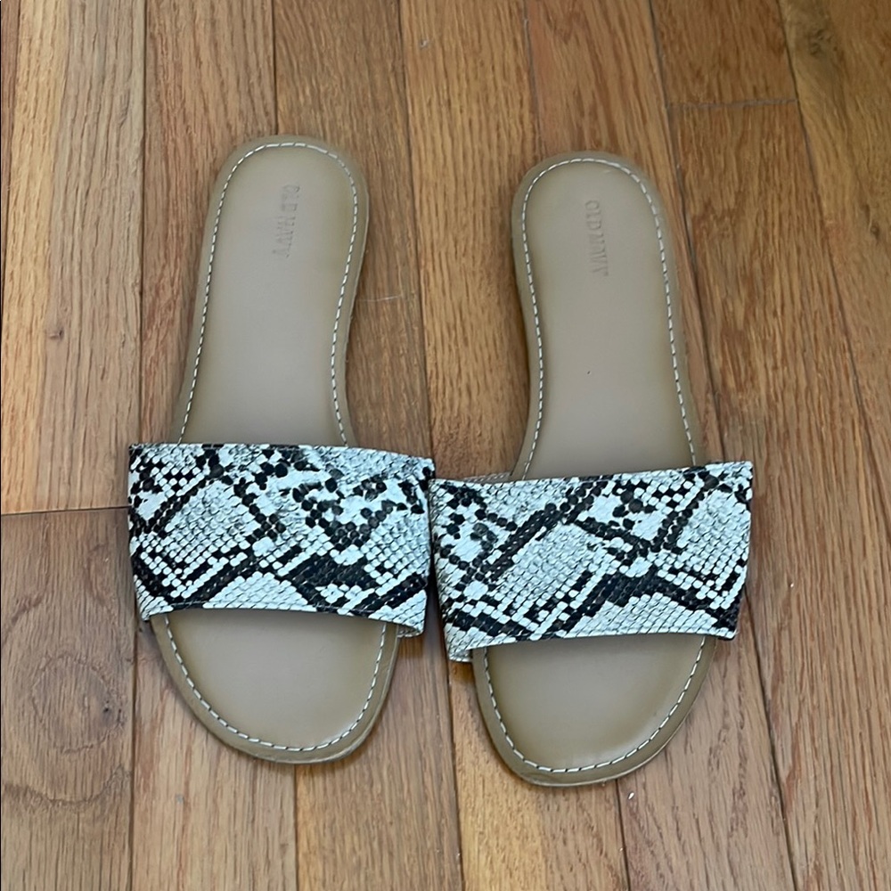 Snakeskin Pattern Slide Sandals